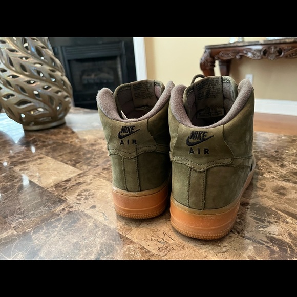 Size 7 Hunter Green Nike - Picture 2 of 5